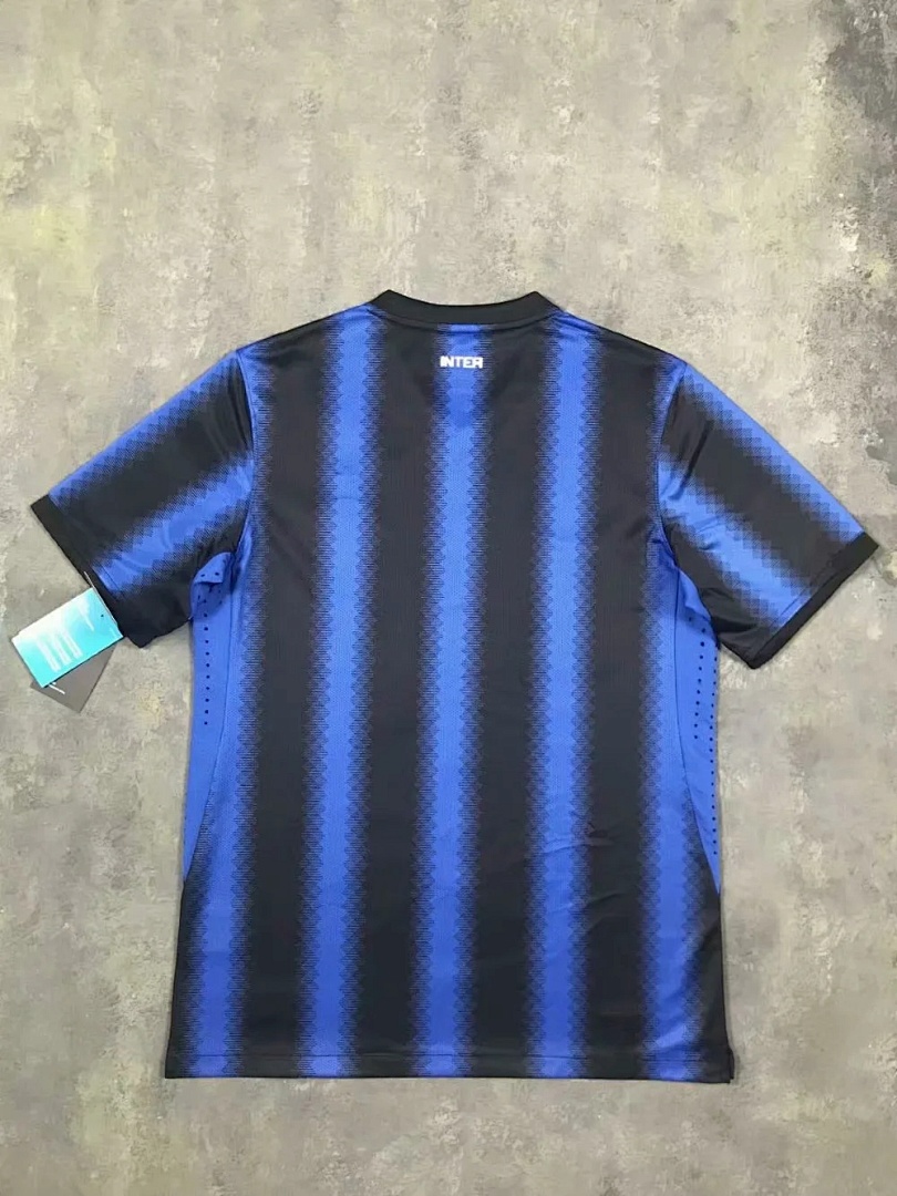 2010-11 Inter Milan home