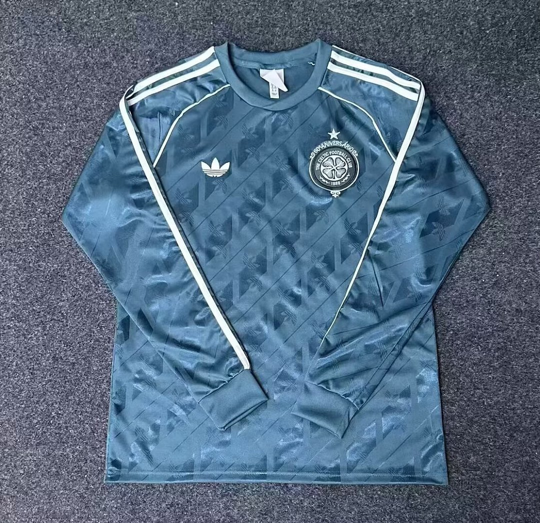 Celtic Long Sleeve Soccer Jersey 26 27