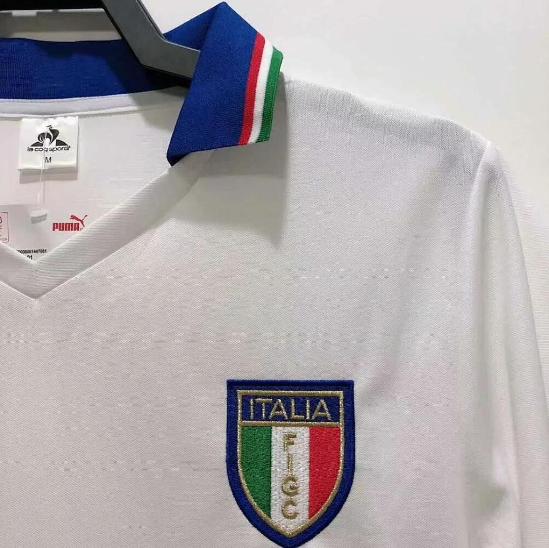 Retro 1982 Italy away white