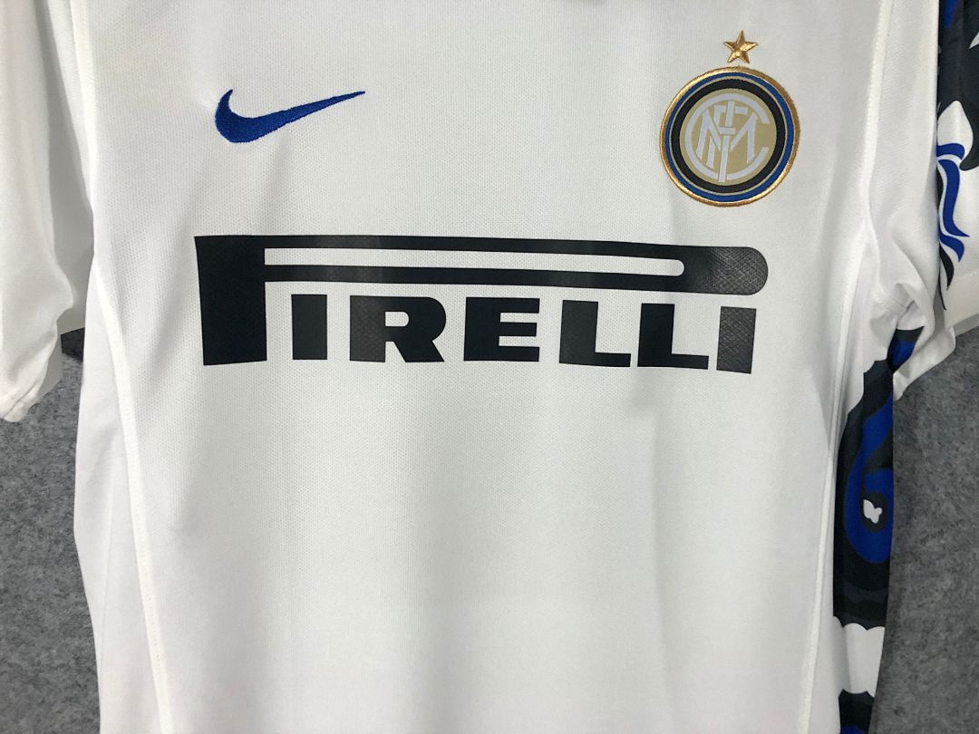 Retro 2010 Inter Milan away