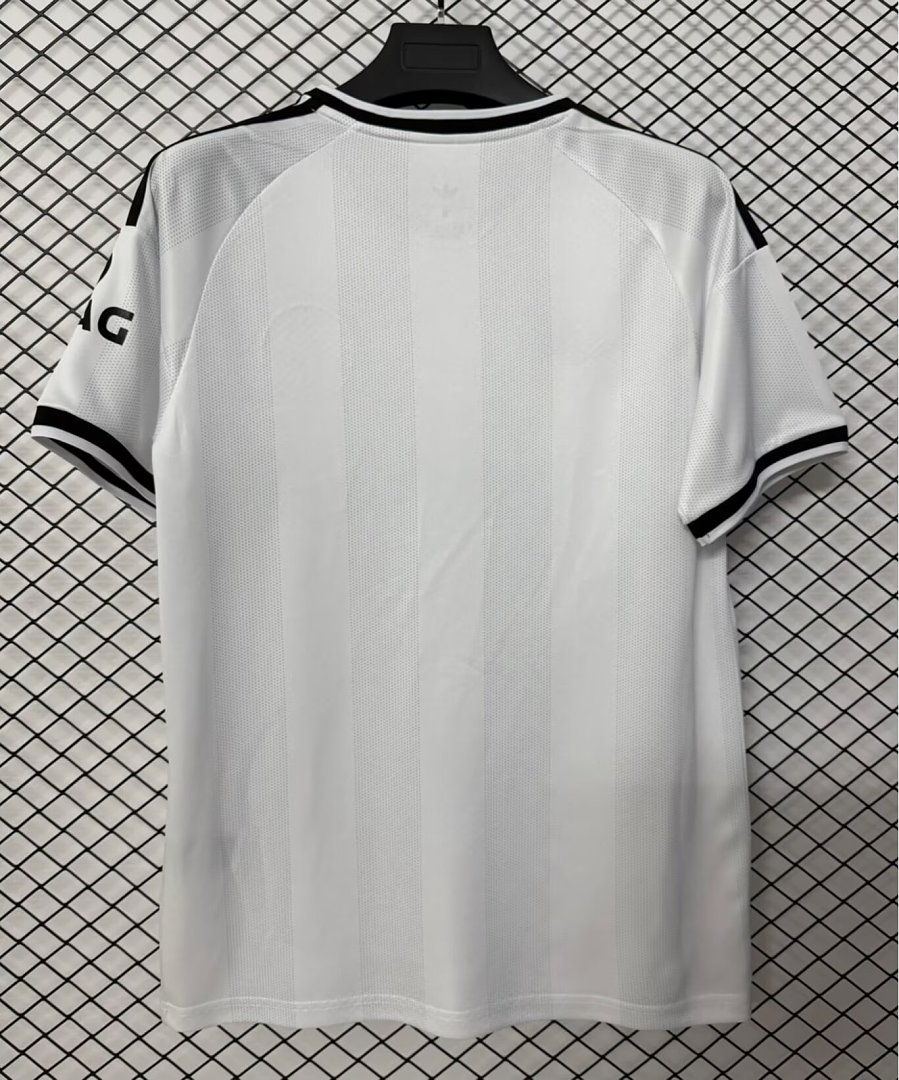 Frankfurt Away Soccer Jersey 26 27